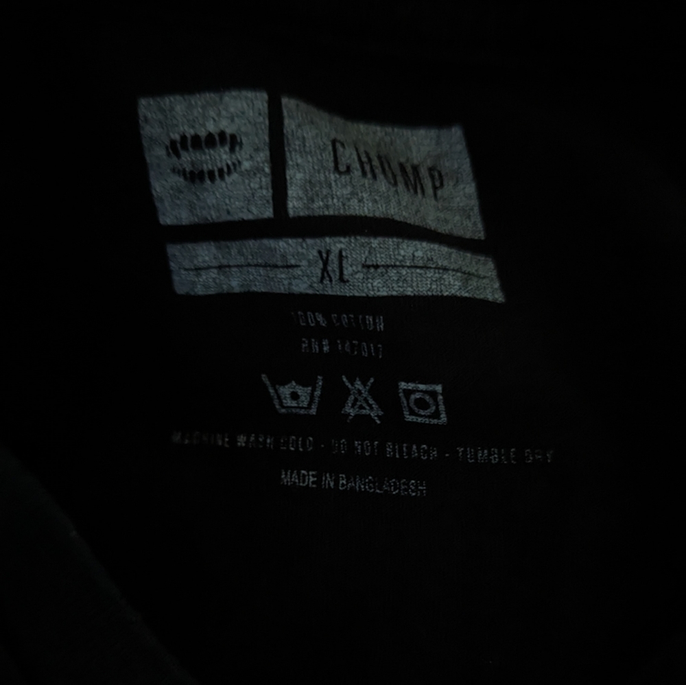 Chomp t-shirt - Picture 4 of 4